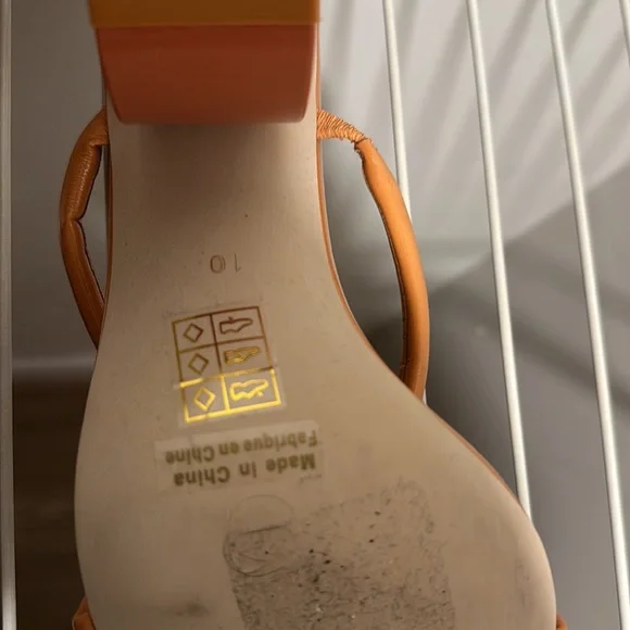 Jeffrey Campbell Rite-Round Heels - Picture 6 of 7